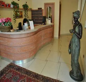 Elisir 4* Римини