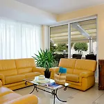 Elisir Hotel 4*