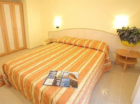 Hotell Elisir 4*